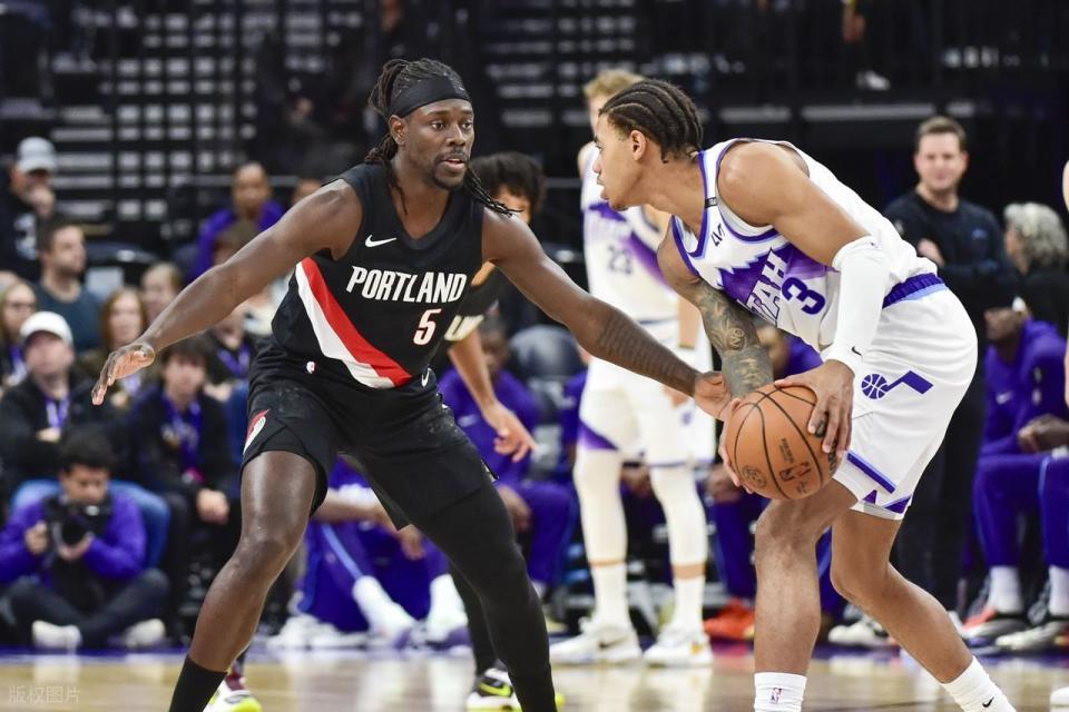 不中, 分钟, jozIC